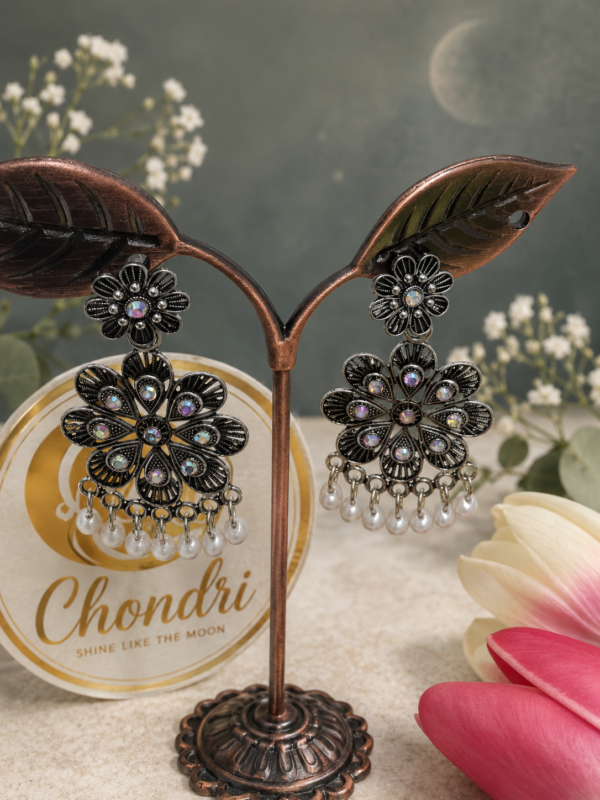 Rajpata Floral Pearl Jhumka