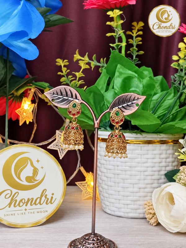 Rajrani Red Stone Leaf Jhumka