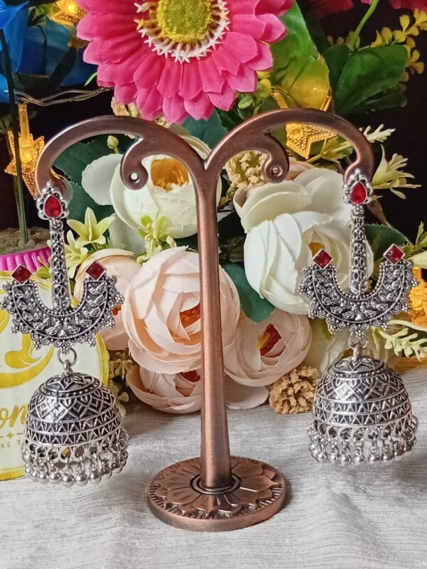 Rakta Chandni Jhumka