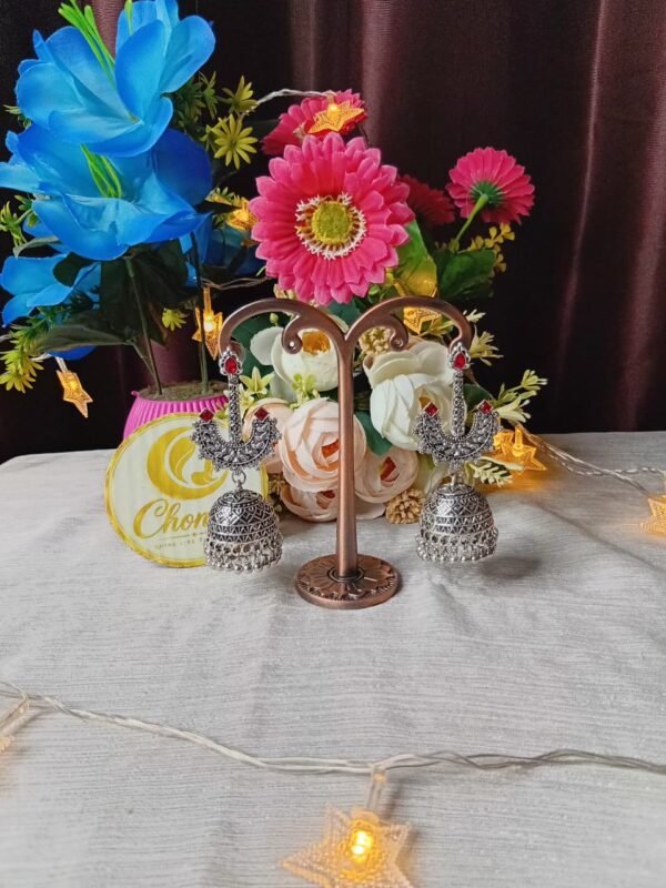 Rakta Chandni Jhumka